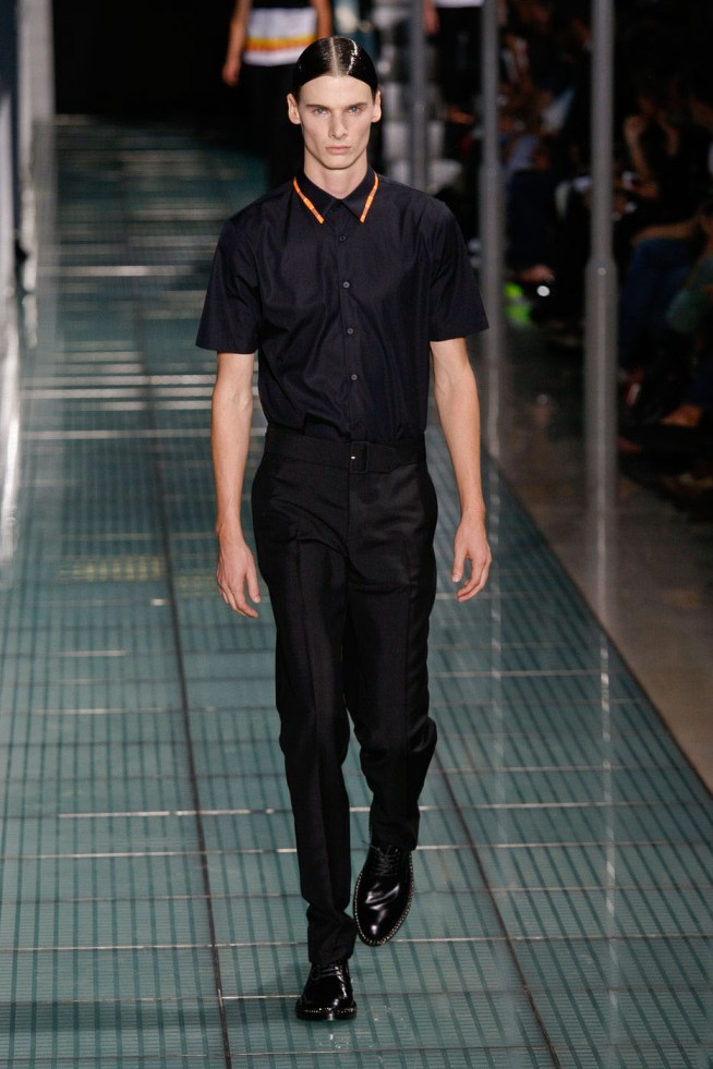 desfile-rafsimons-paris-men-verao2012-107