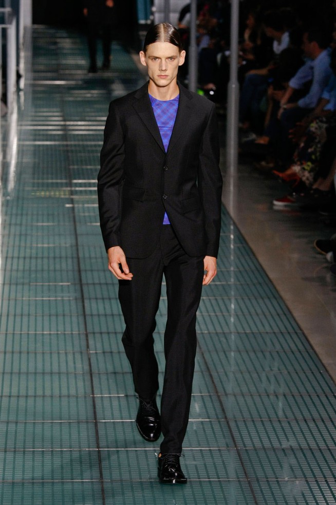 desfile-rafsimons-paris-men-verao2012-110
