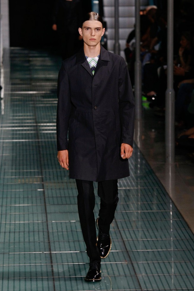 desfile-rafsimons-paris-men-verao2012-111