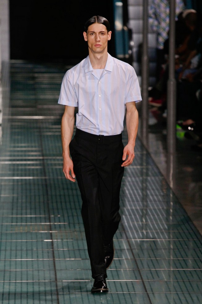 desfile-rafsimons-paris-men-verao2012-124