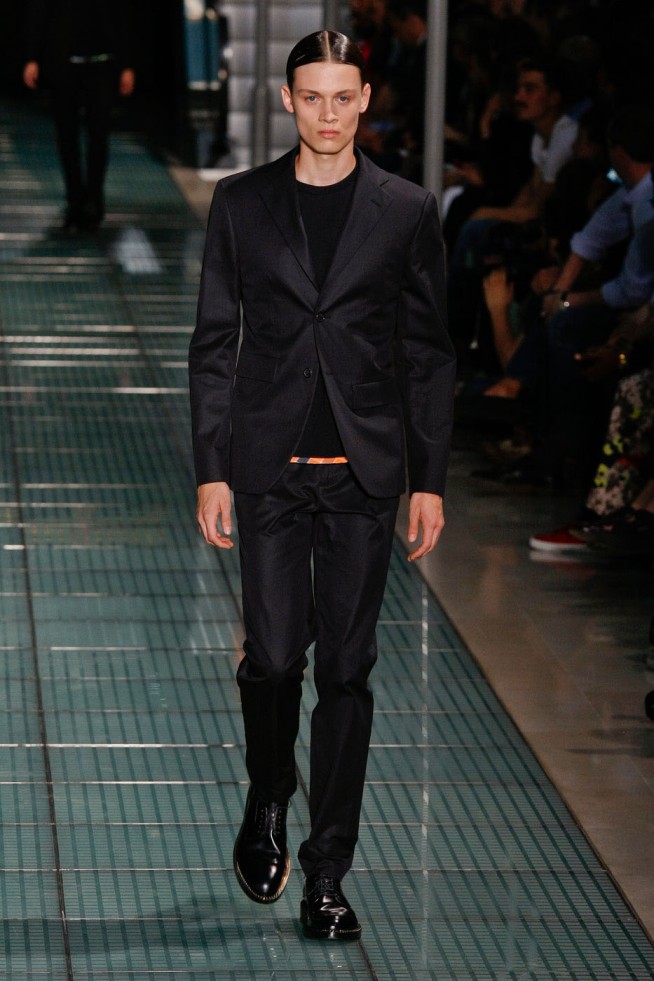 desfile-rafsimons-paris-men-verao2012-131