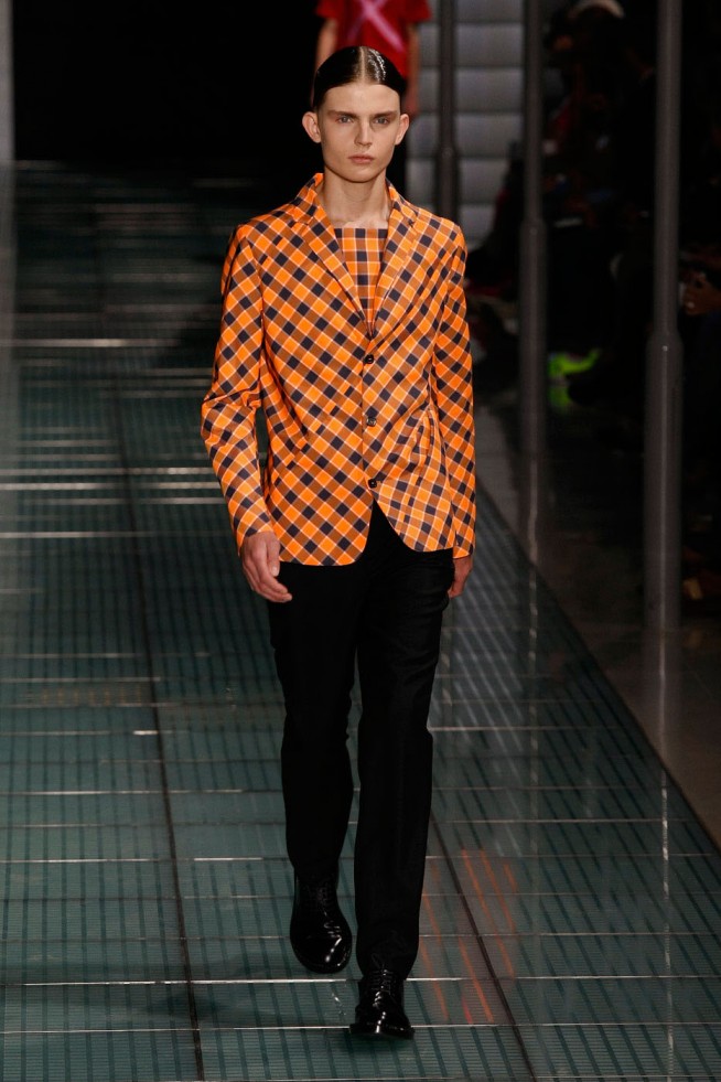 desfile-rafsimons-paris-men-verao2012-134