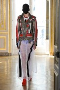 desfile-martinmargiela-parishc-verao2012-113