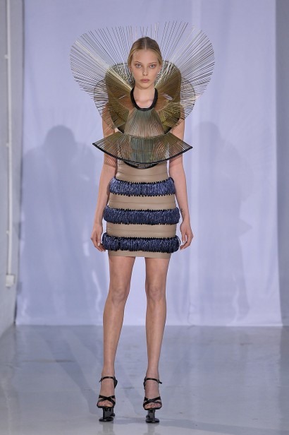 desfile-irisvanherpen-paris-inverno2012hc-100