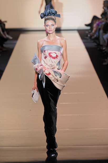 desfile-giorgioarmani-paris-inverno2012hc-132
