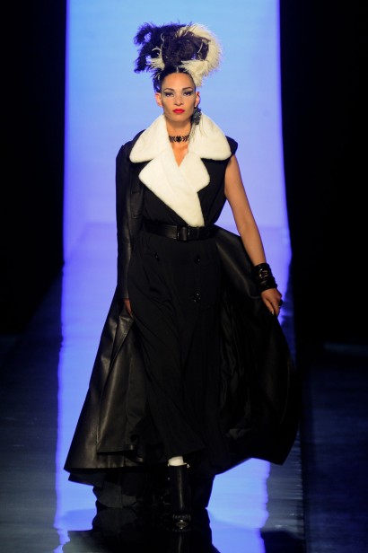 desfile-jpgaultier-paris-inverno2012hc-125