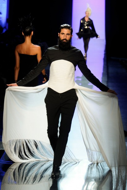 desfile-jpgaultier-paris-inverno2012hc-151