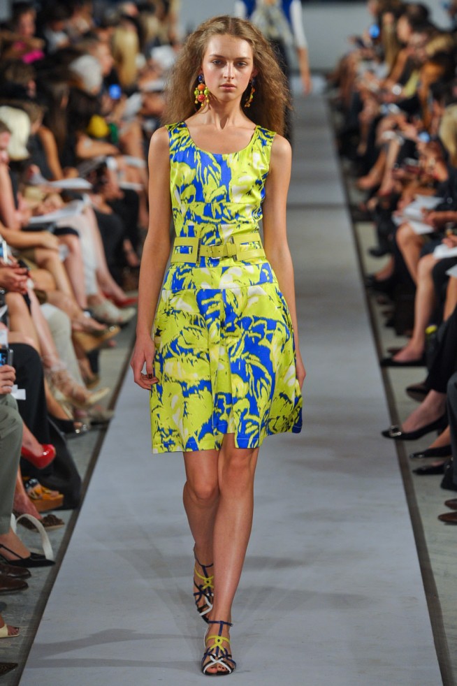 desfile-oscar-de-la-renta-verao2012rtw-nova-york-117