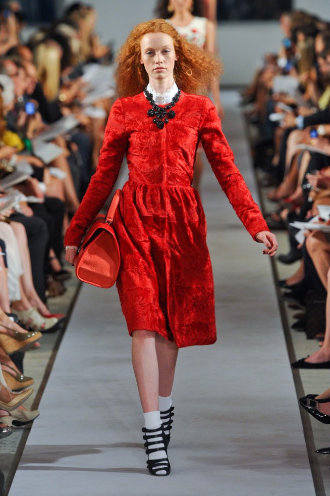 desfile-oscar-de-la-renta-verao2012rtw-nova-york-134