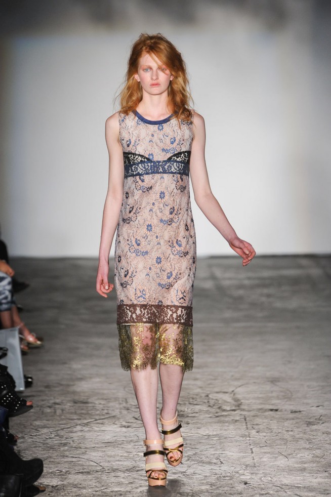 desfile-clements-ribeiro-londres-verao2012rtw-114