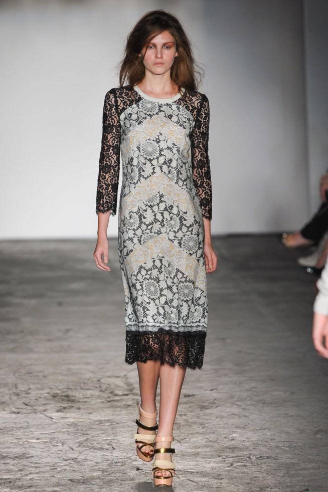 desfile-clements-ribeiro-londres-verao2012rtw-116