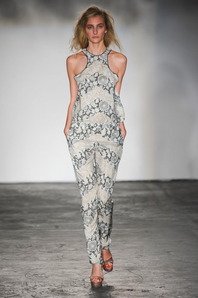 desfile-clements-ribeiro-londres-verao2012rtw-120