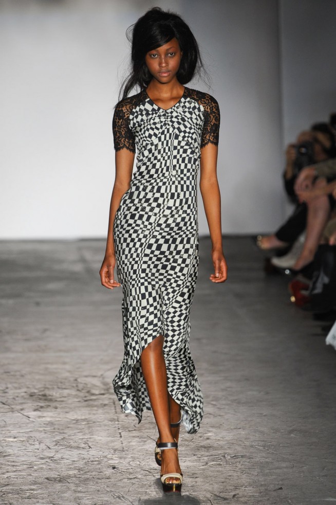 desfile-clements-ribeiro-londres-verao2012rtw-124