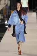 desfile-acne-verao2012rtw-108