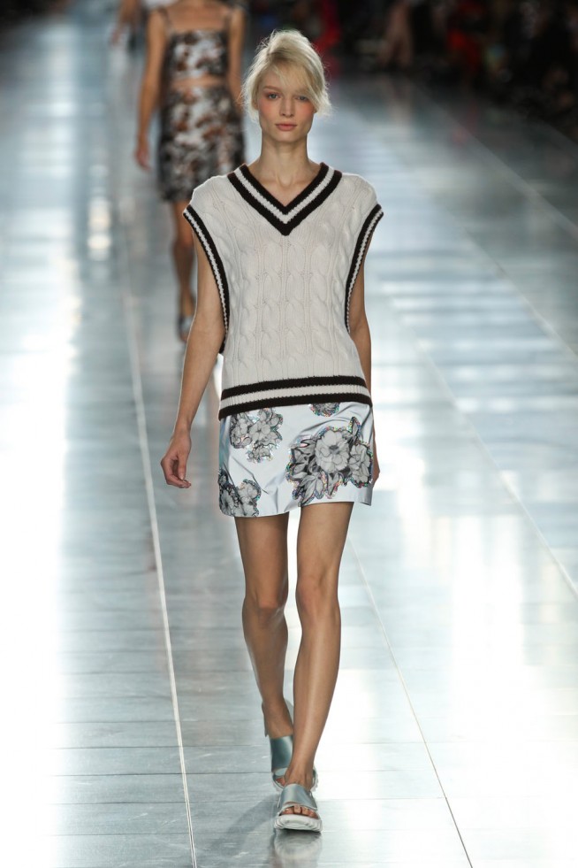 desfile-christopher-kane-londres-verao2012rtw-108