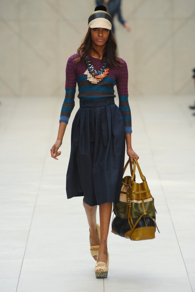desfile-burberry-londres-verao2012rtw-102