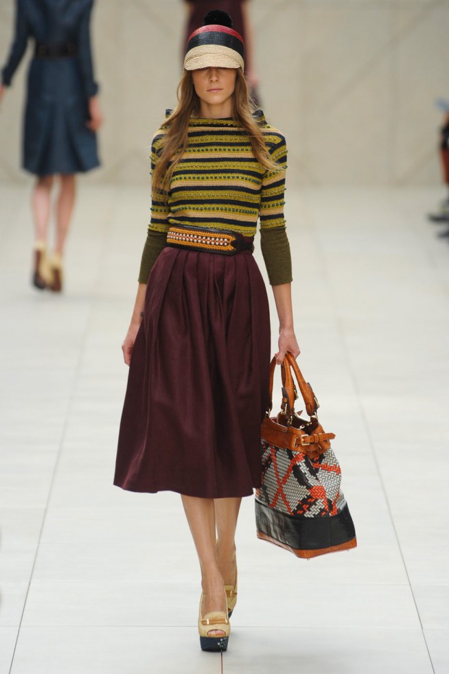 desfile-burberry-londres-verao2012rtw-105