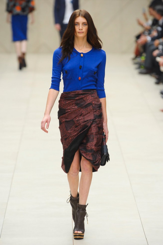 desfile-burberry-londres-verao2012rtw-123