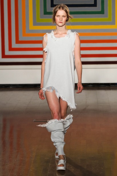 desfile-marques-almeida-londres-verao2012rtw-103