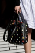 detalhes-fendi-milao-verao2012rtw-111