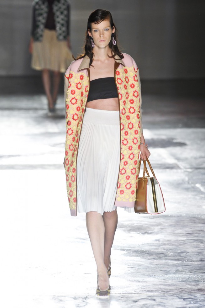 desfile-prada-milao-verao2012rtw-102