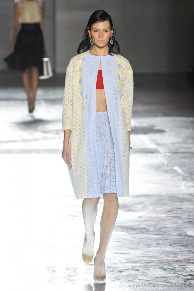 desfile-prada-milao-verao2012rtw-109