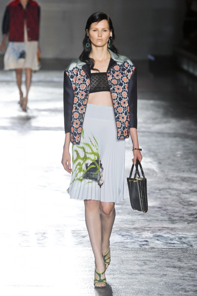 desfile-prada-milao-verao2012rtw-111