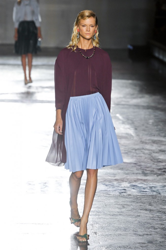 desfile-prada-milao-verao2012rtw-119