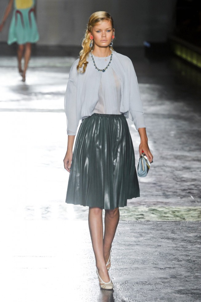 desfile-prada-milao-verao2012rtw-120