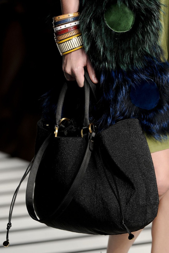 detalhes-fendi-milao-verao2012rtw-116
