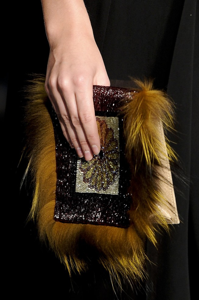 detalhes-fendi-milao-verao2012rtw-135