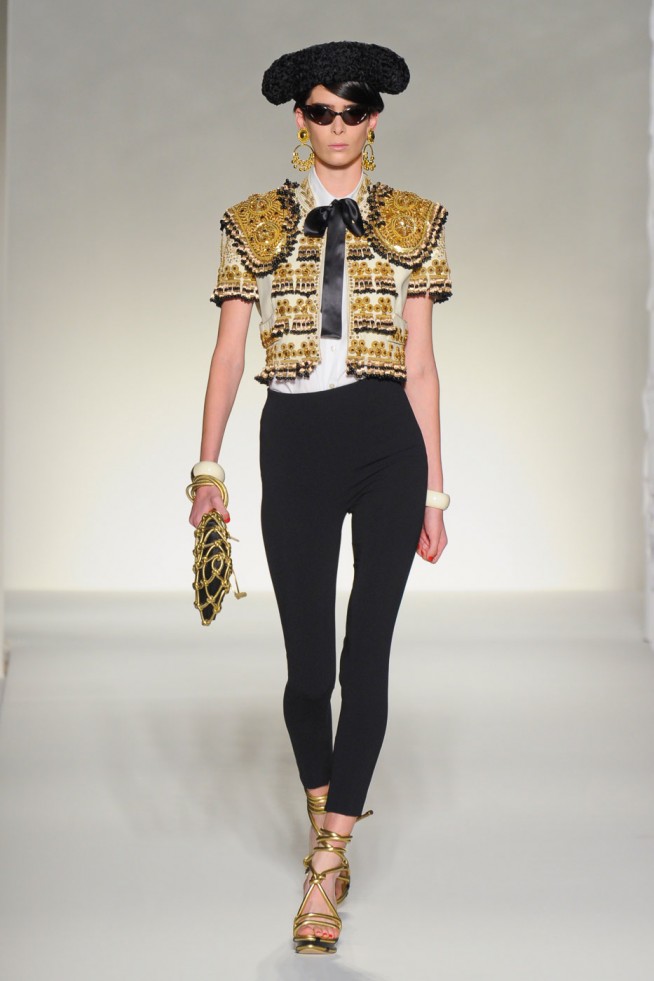 desfile-moschinoi-milao-verao2012rtw-103