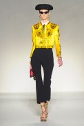 desfile-moschinoi-milao-verao2012rtw-111