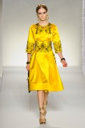 desfile-moschinoi-milao-verao2012rtw-113