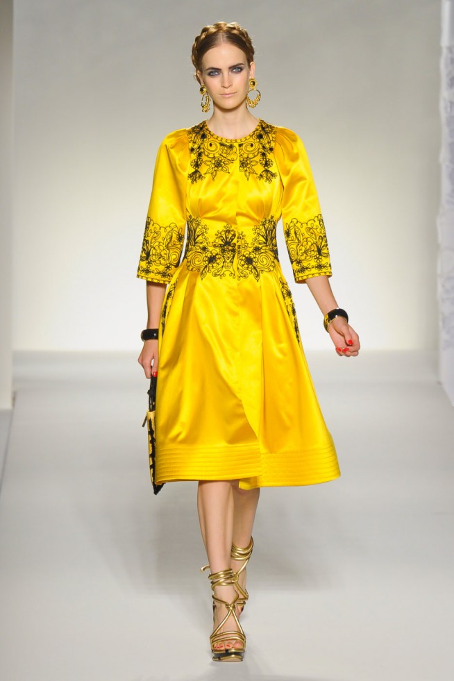 desfile-moschinoi-milao-verao2012rtw-113