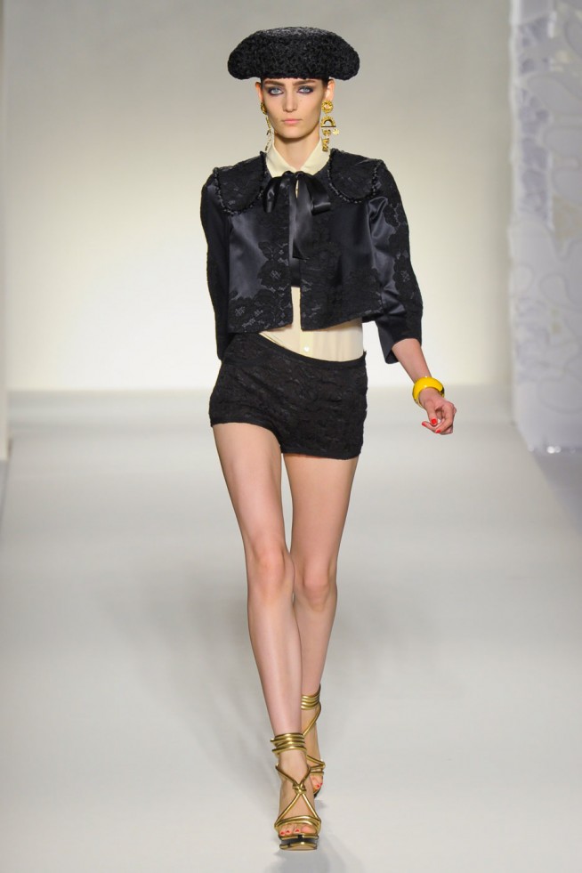 desfile-moschinoi-milao-verao2012rtw-115
