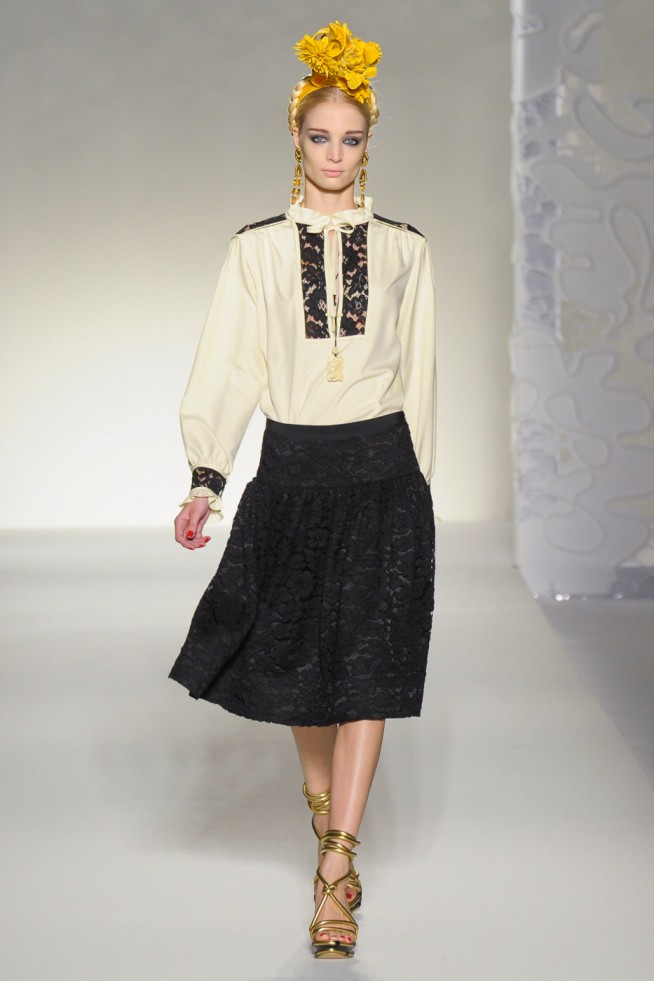 desfile-moschinoi-milao-verao2012rtw-116