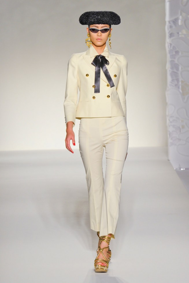 desfile-moschinoi-milao-verao2012rtw-122