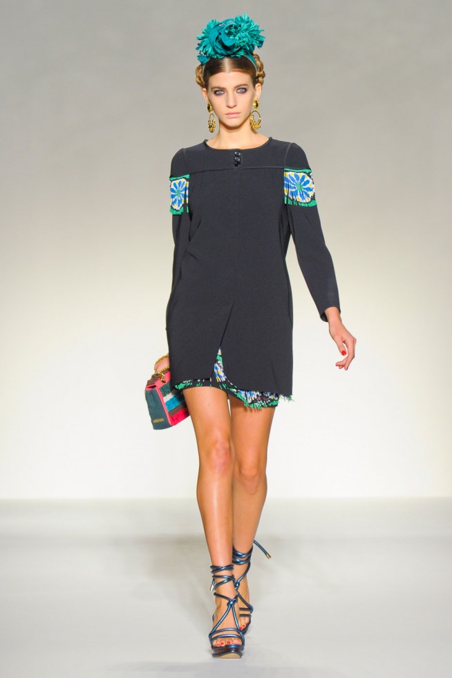 desfile-moschinoi-milao-verao2012rtw-128