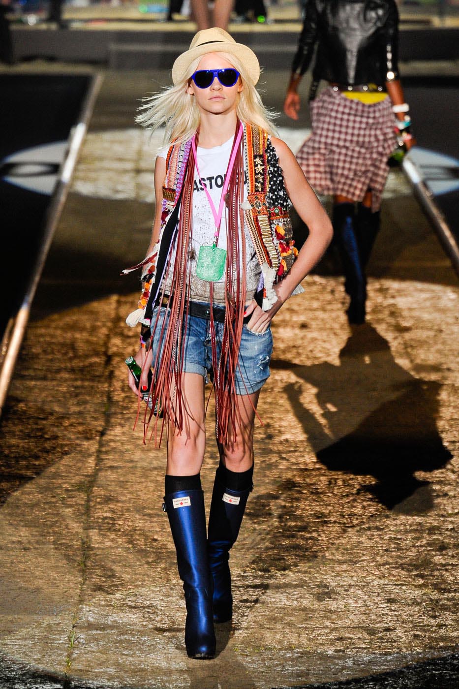 desfile-dsquared2-milao-verao2012rtw-116