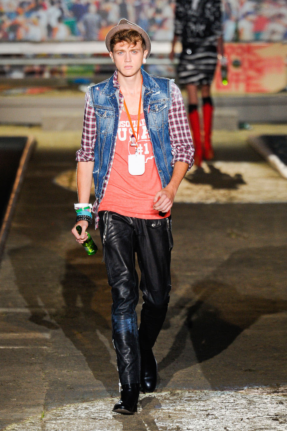 desfile-dsquared2-milao-verao2012rtw-122