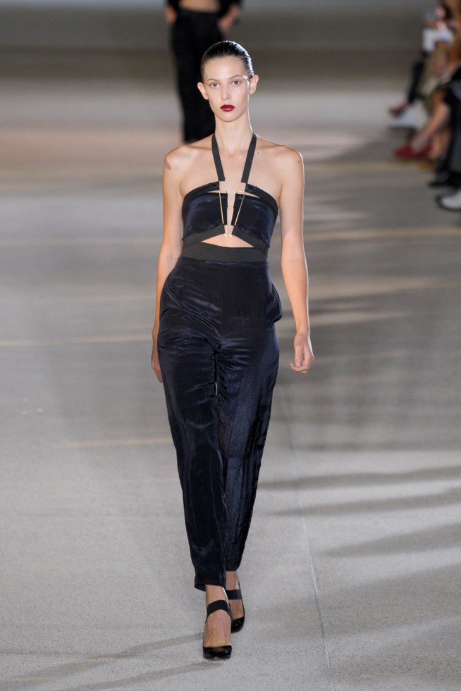 desfile-vaccarello-paris-verao2012rtw-113