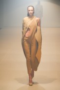 desfile-mugler-paris-verao2012rtw-100