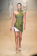 desfile-mugler-paris-verao2012rtw-119