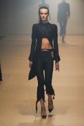 desfile-mugler-paris-verao2012rtw-130