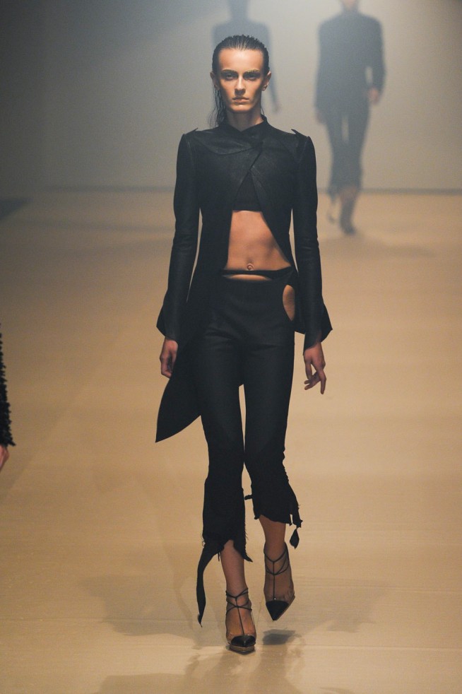 desfile-mugler-paris-verao2012rtw-130
