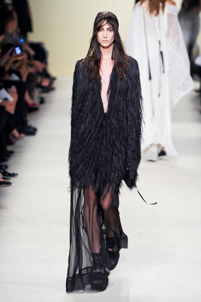 desfile-ann-demeulemeester-paris-verao2012rtw-122