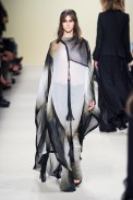 desfile-ann-demeulemeester-paris-verao2012rtw-130