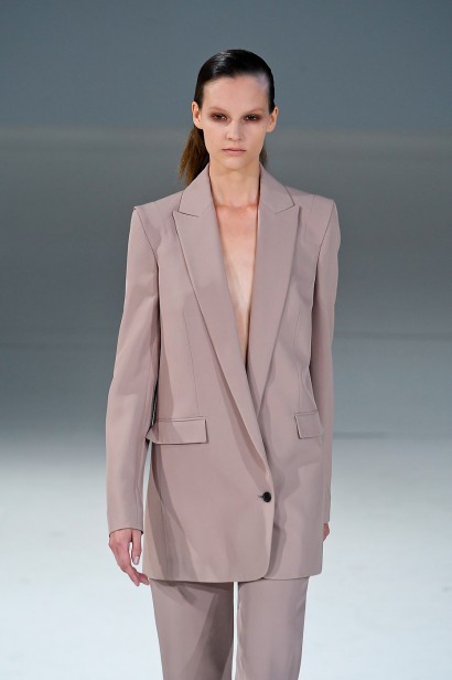 desfile-chalayan-paris-verao2012rtw-099