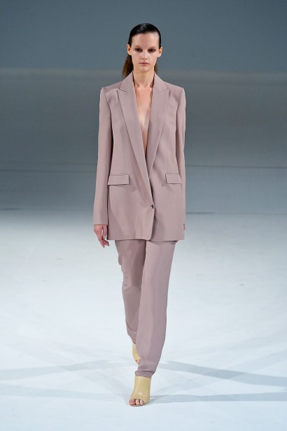 desfile-chalayan-paris-verao2012rtw-100